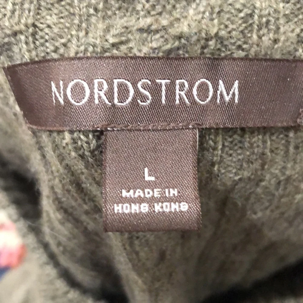 Nordstrom Sweater Vest Size Large Green Extra Fine Merino Wool Cable Knit